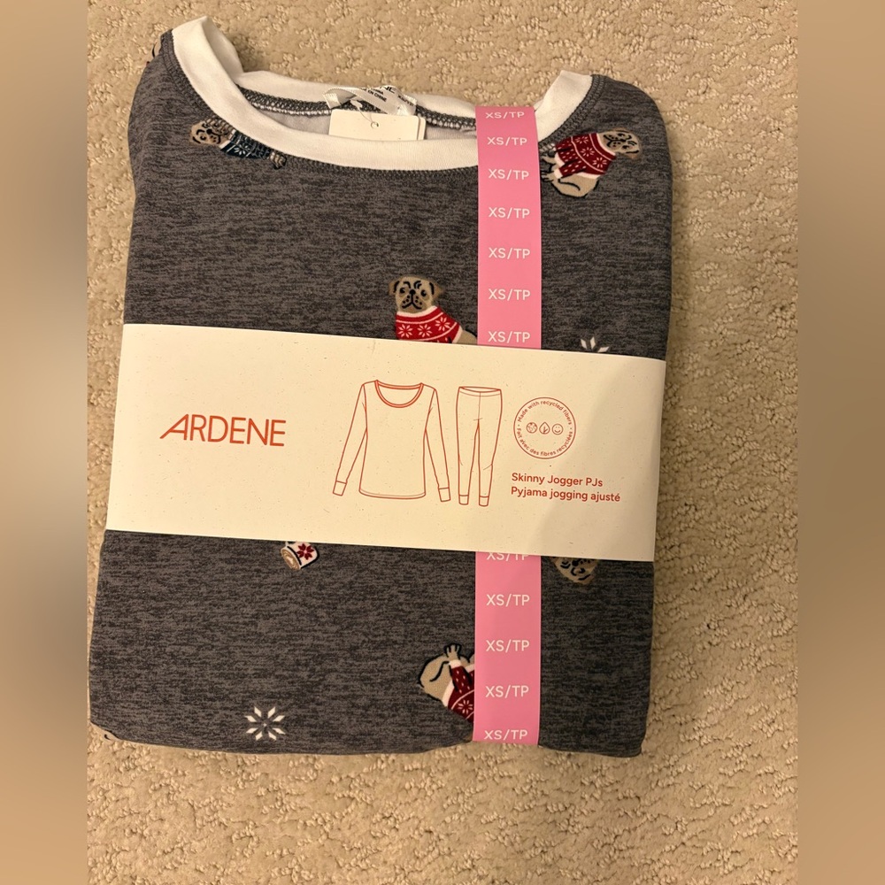 NWT ardene pyjama set